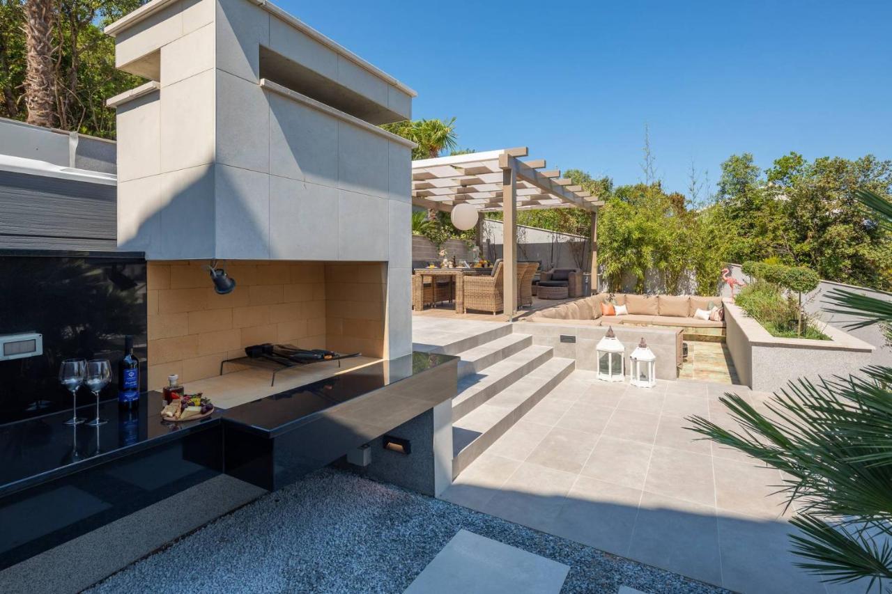 Villa Buddha Bay Zrnovo Exterior photo